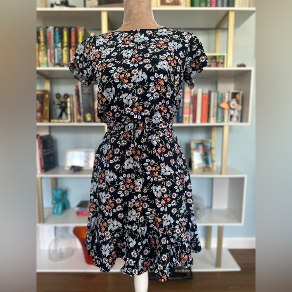 Black Floral Short Sleeve Ruffle Hem Dress